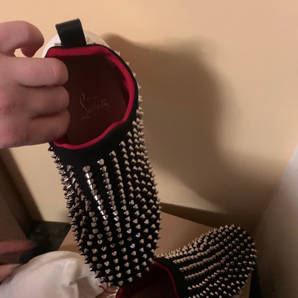 Brand new shows - Picture 2 of 7